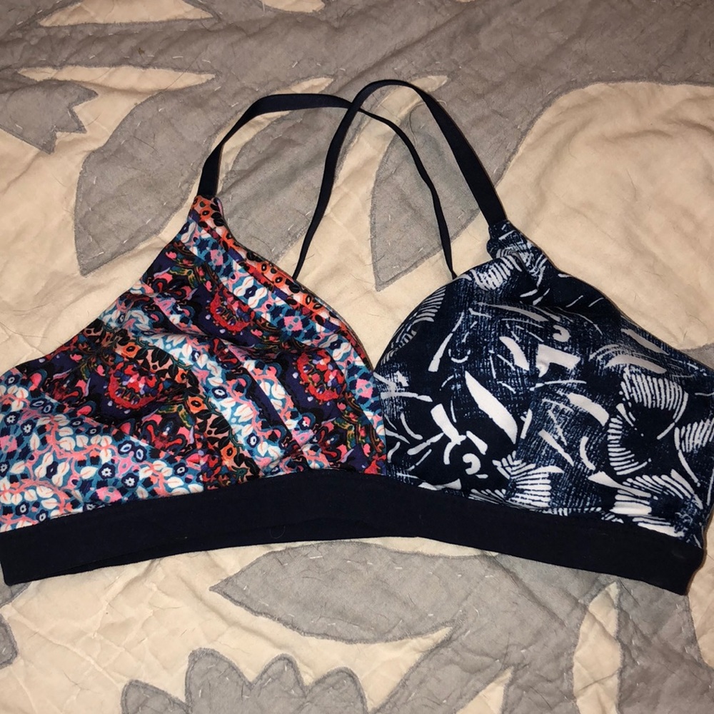 Athleta multi colored sports bra. size XS